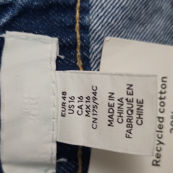 NWT Classic Casual Blue Jeans Straight Leg - Picture 2 of 9